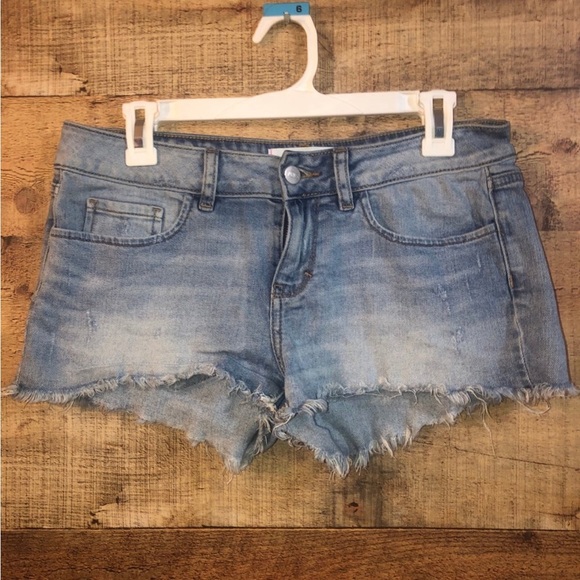 Victoria's Secret PINK denim shorts - Picture 2 of 5